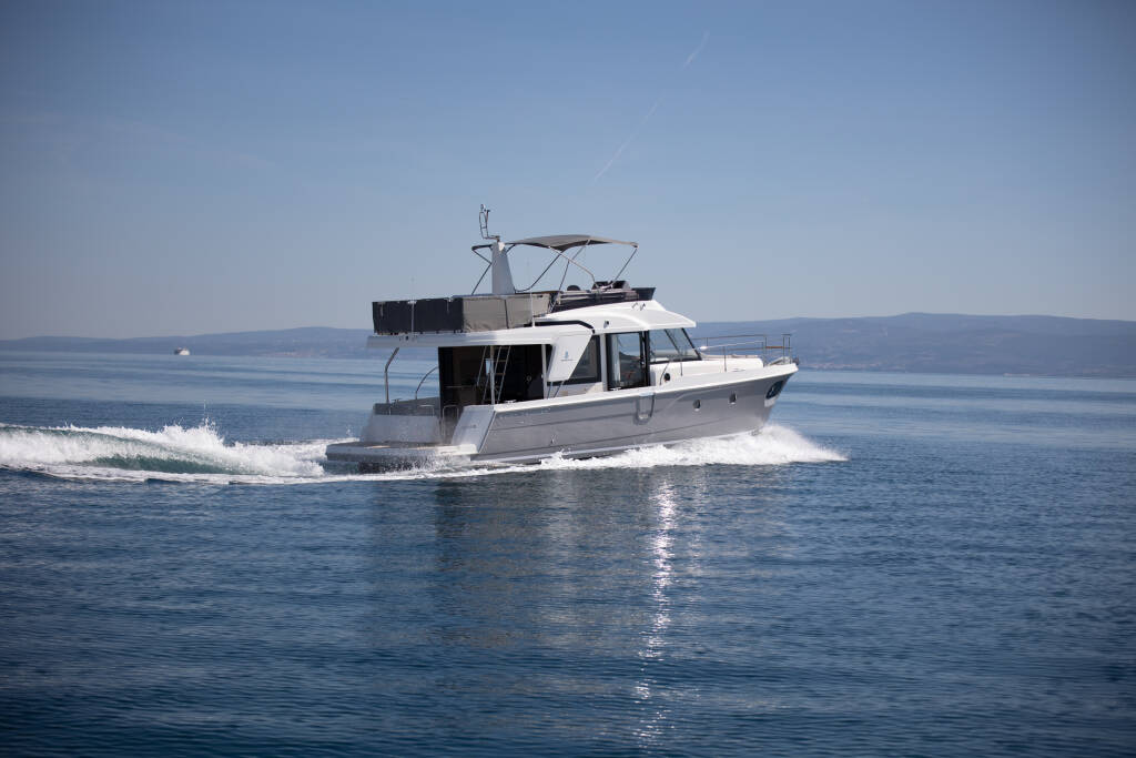 Motor yacht Swift Trawler 41 Felicita