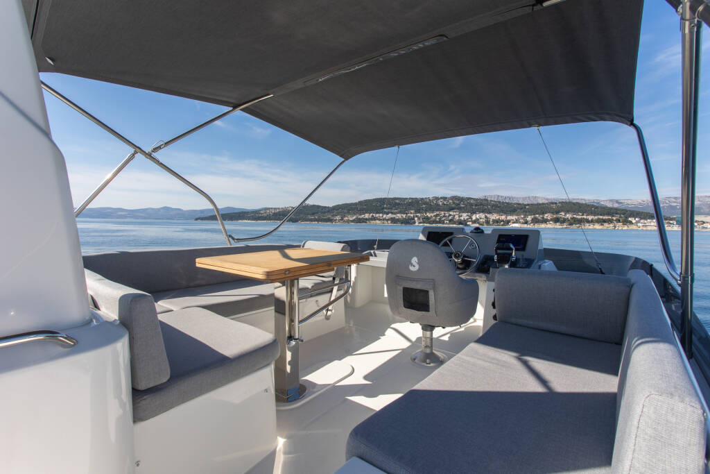 Motor yacht Swift Trawler 41 Felicita