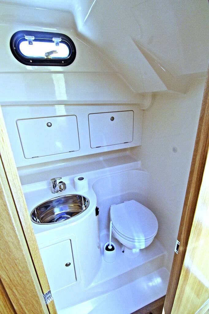 Motorboot Vektor 950 Rava