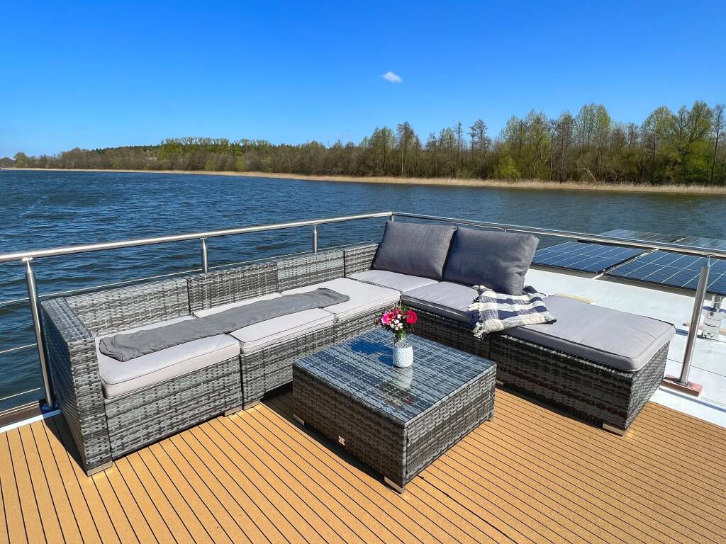 House boat Woma D12 Seeliebe
