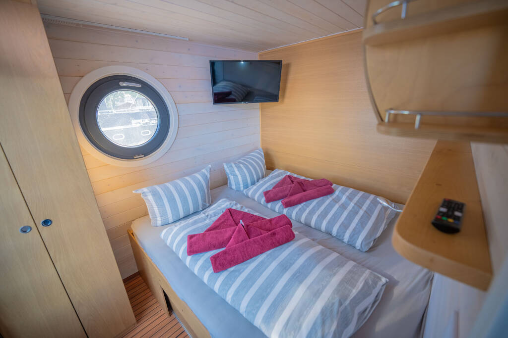 House boat Woma D13 Juno