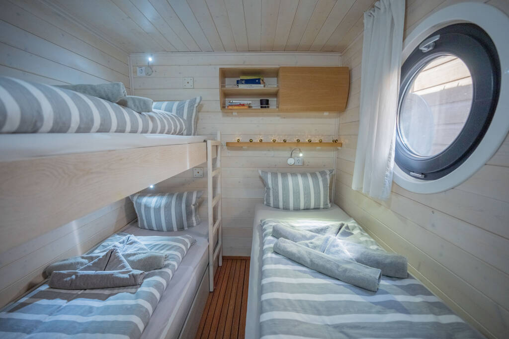 House boat Woma D13 Juno