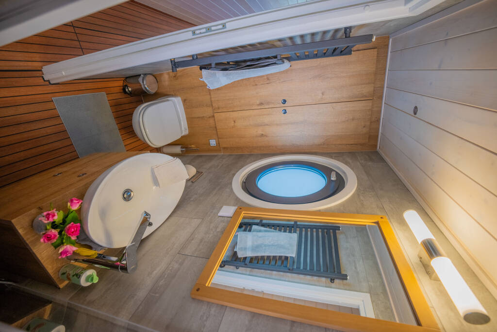 House boat Woma D13 Juno