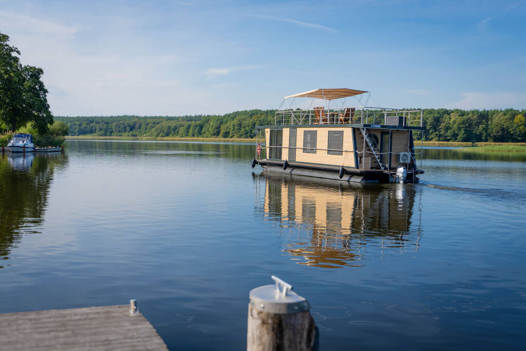 House boat Woma D13 Juno