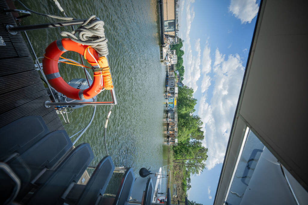 House boat Woma D13 RedWine