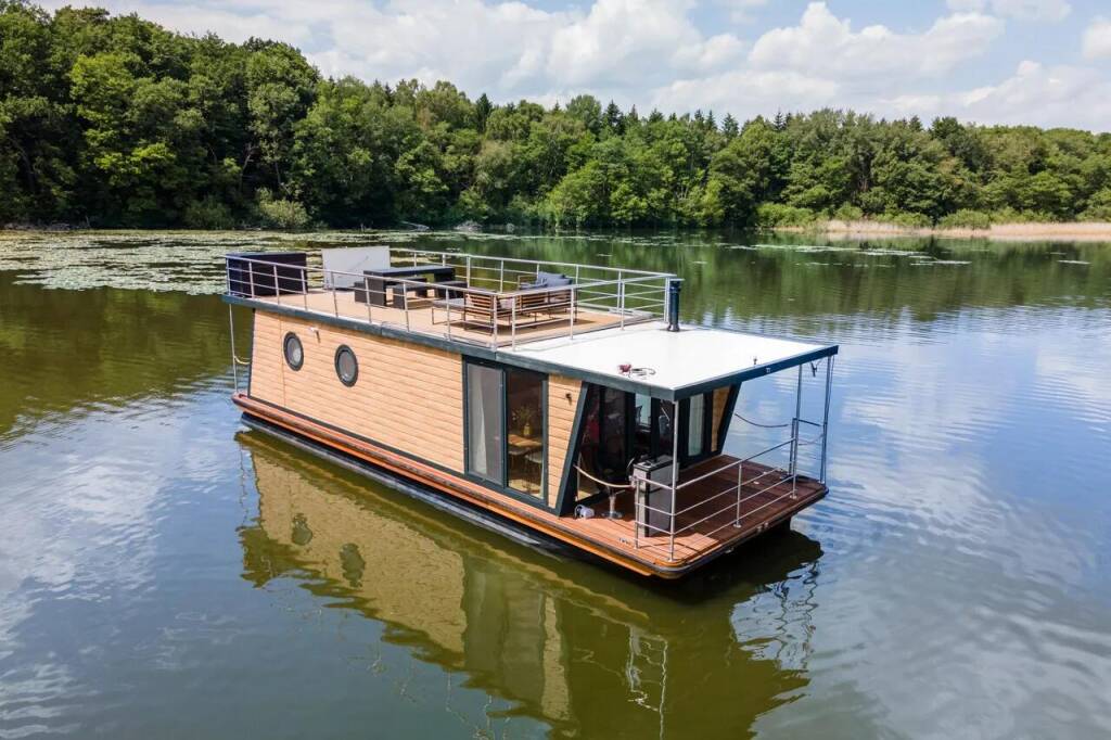 House boat Woma D13* Enjoy