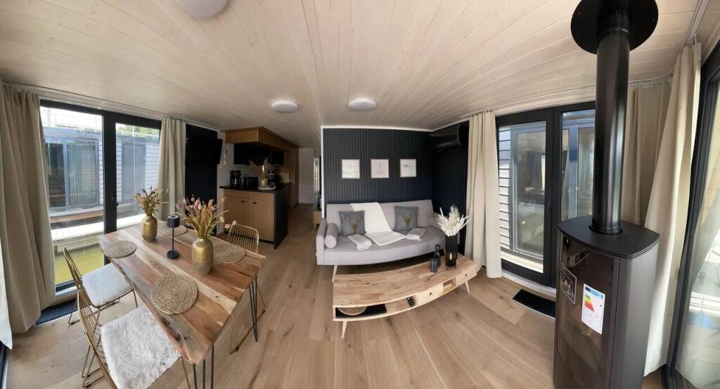 House boat Woma D13* Enjoy