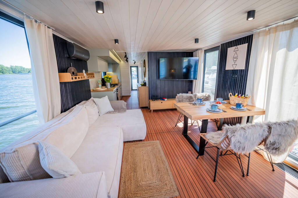 House boat Woma D13 Elements