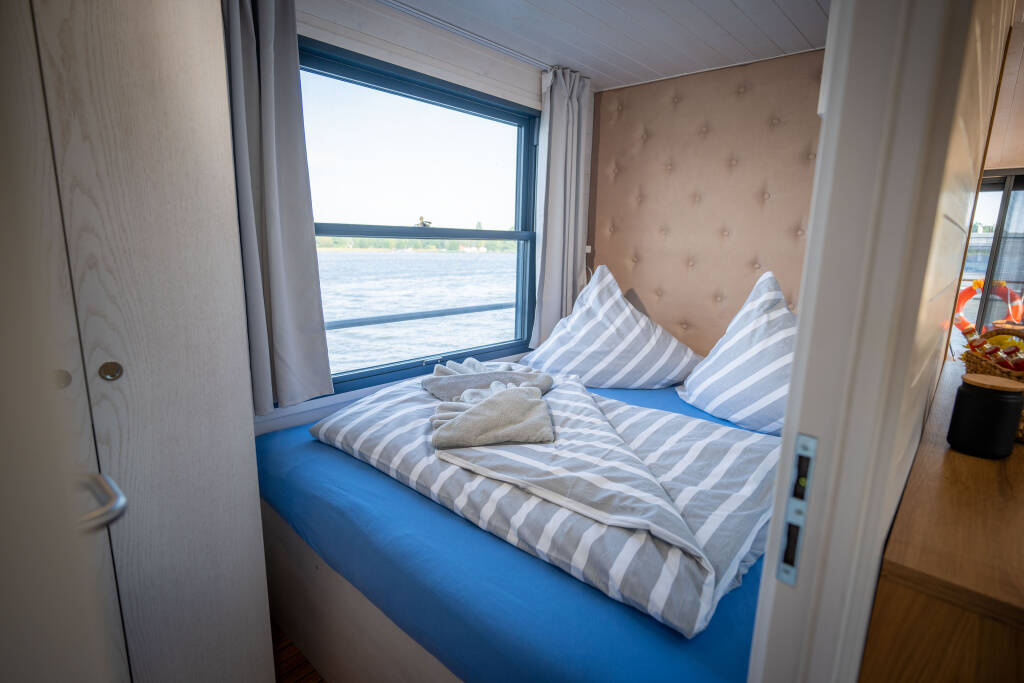House boat Woma D13 Frigga
